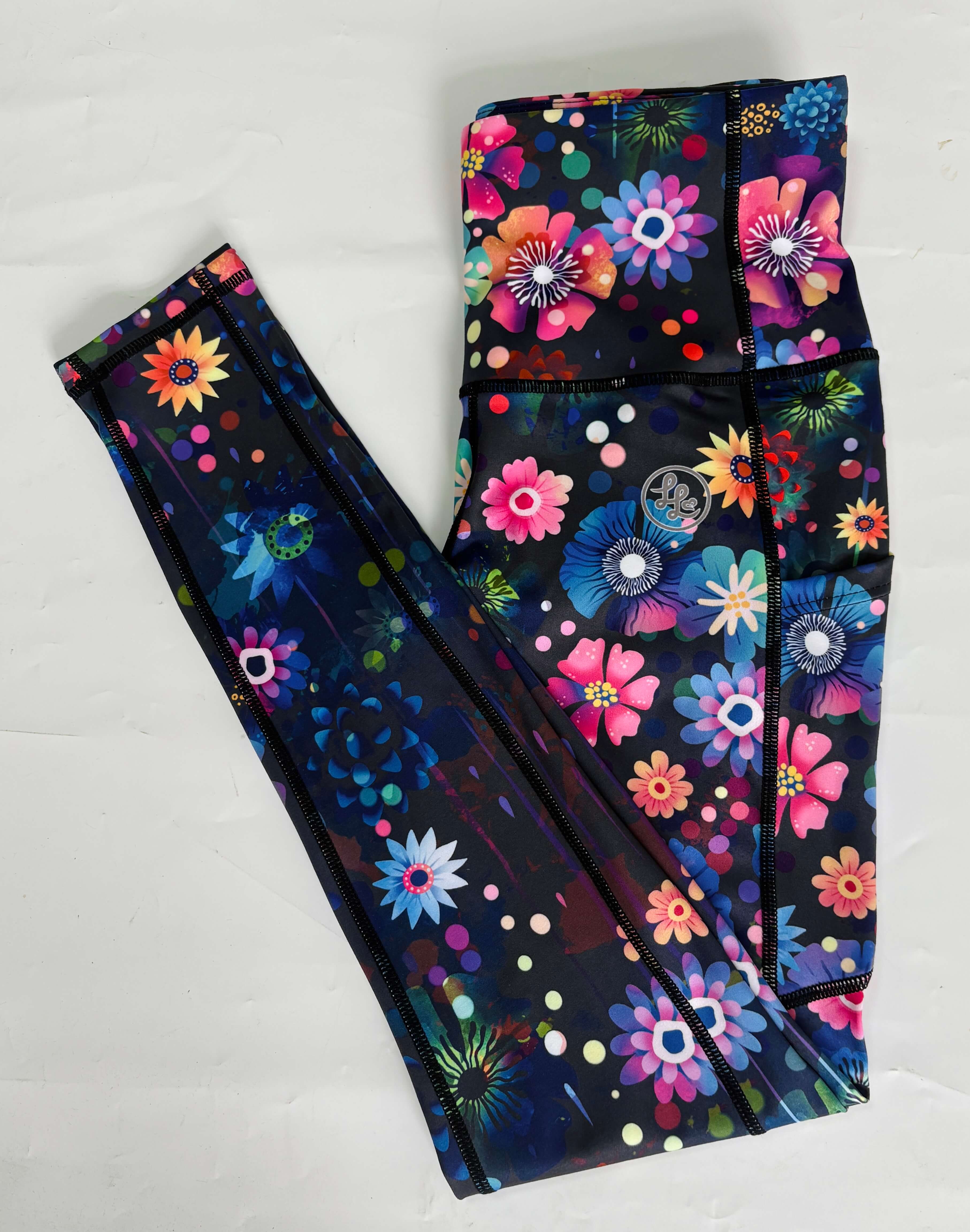 Night Meadow Side Pocket ACTIVEWEAR - Image 4